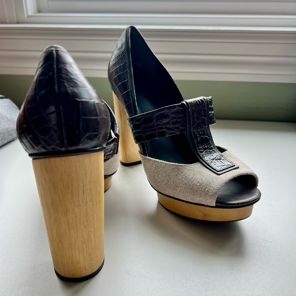 Tory Burch shoes - Picture 3 of 3